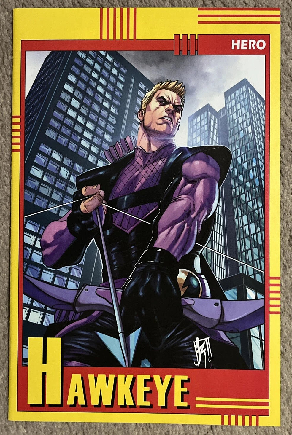 Thunderbolts #1 Hawkeye Hero Variant cover – trading card style, Marvel Comics